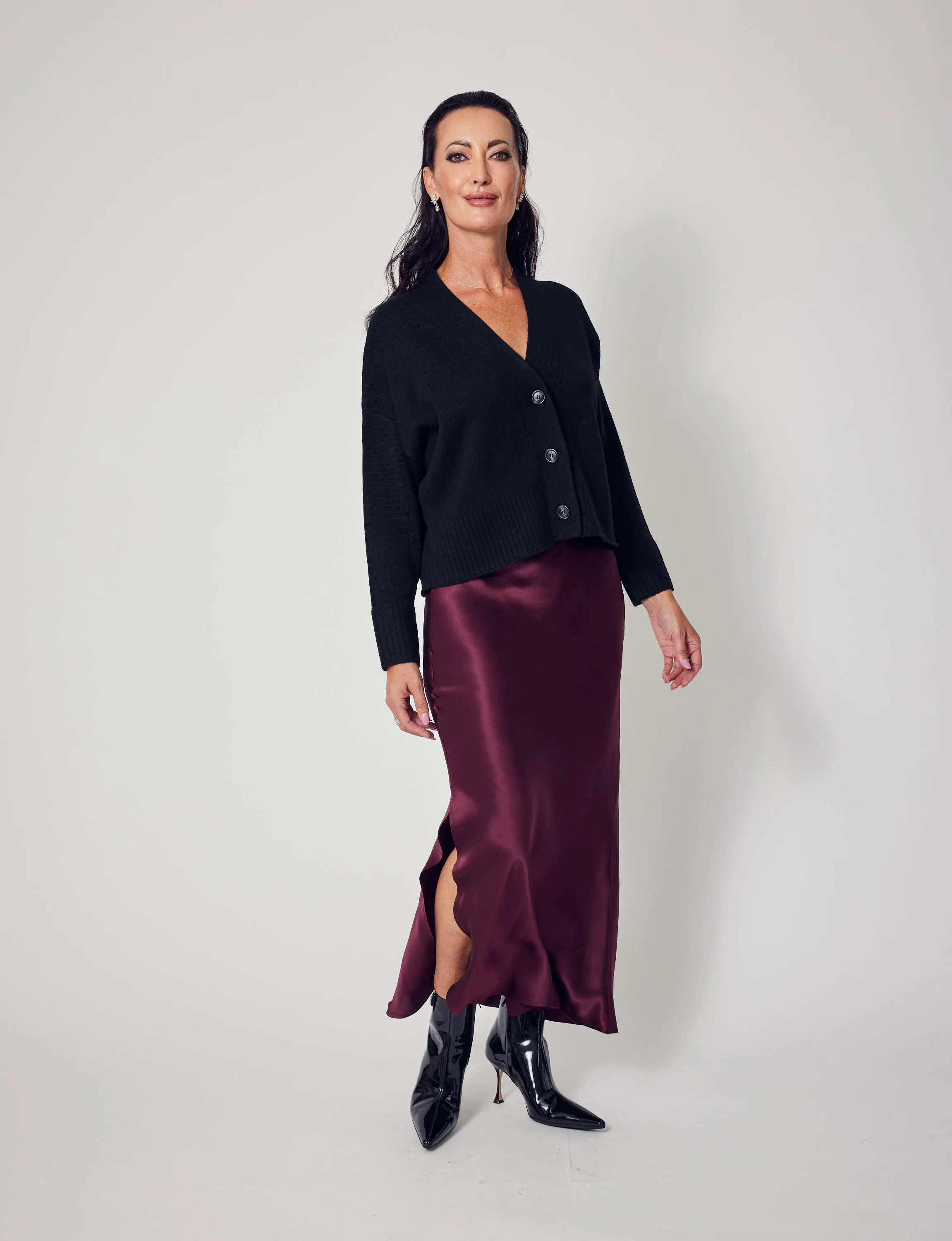 Cropped Cardigan in Black
