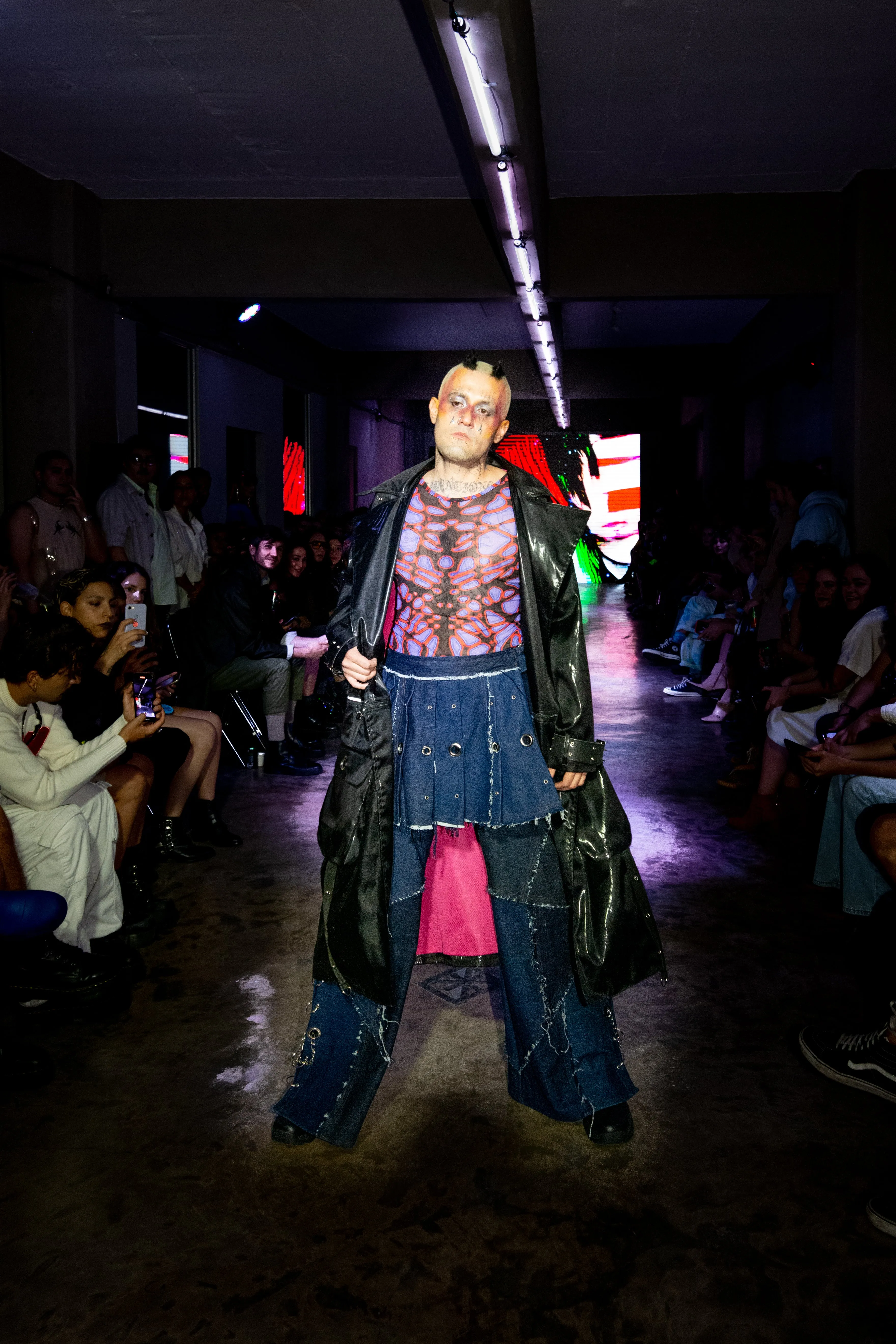 Rave Night Trench