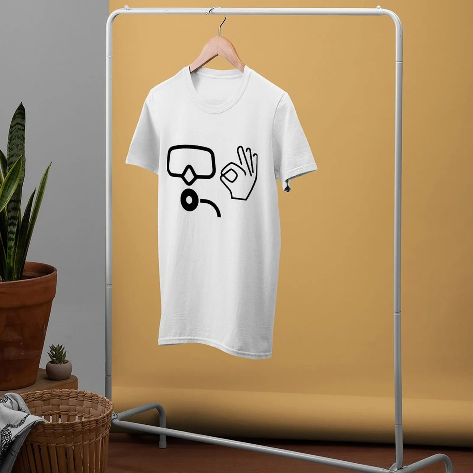 Scuba diving T-Shirt for Men | Diver & Hand Sign
