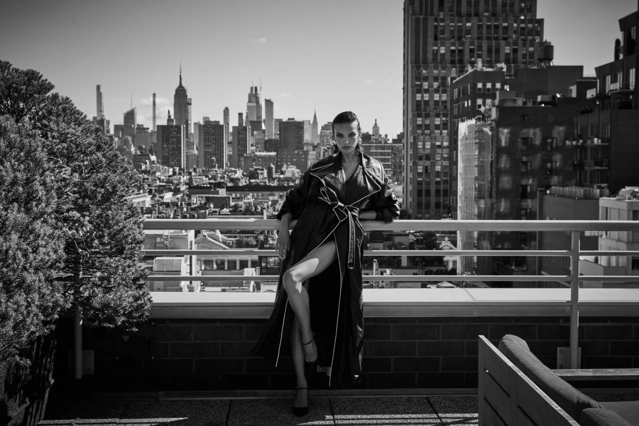 SHINY BLACK CAPED LEATHER LONG TRENCH